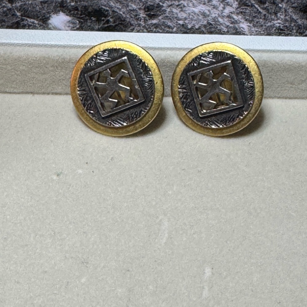 VINTAGE VANGUARD Clip On Earrings Round Shape Silver, Gold Tone